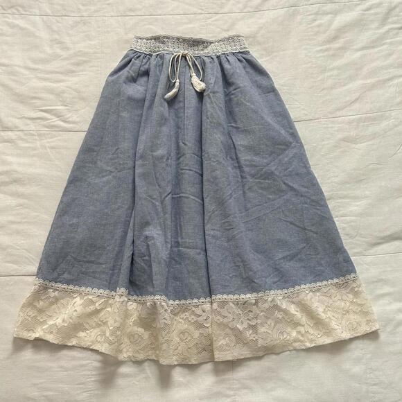 Axes Femme Dresses & Skirts - Axes Femme Blue chambray denim midi skirt with white lace trim and bow detail